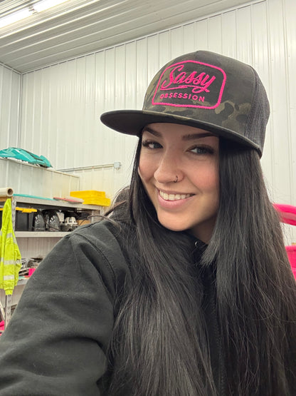 Sassy Signature Snap Back - Multicamo w/ Pink
