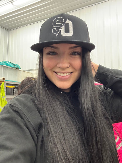 SO Snap Back - Black w/ White