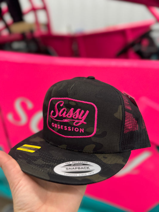 Sassy Signature Snap Back - Multicamo w/ Pink
